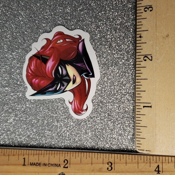 10/$10 DC COMICS Waterproof Sticker - Picture 2 of 7